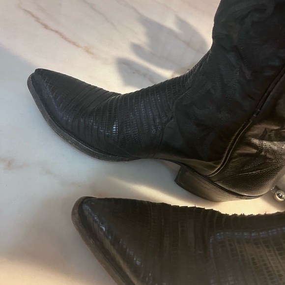 Tony Lama Black alligator skin cowboy boots - Picture 8 of 8